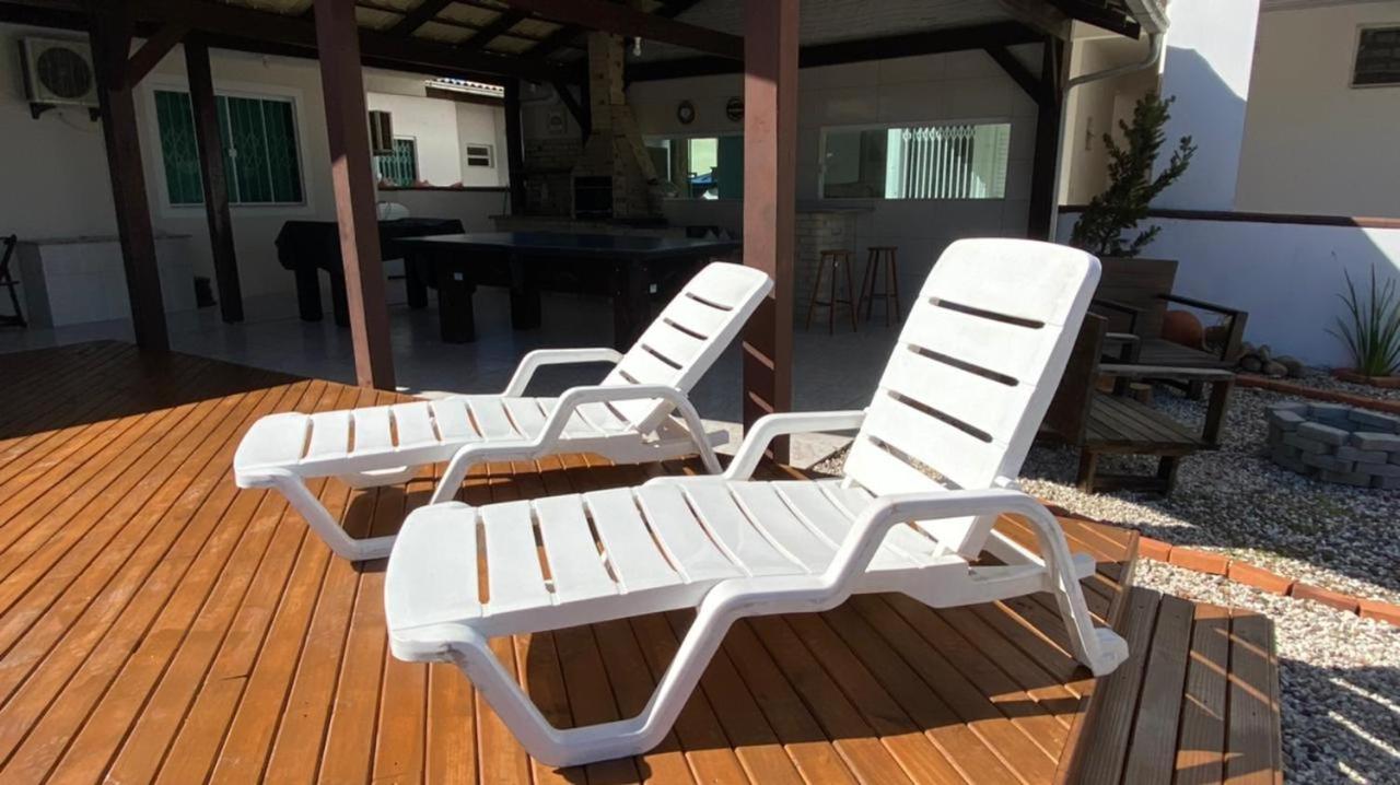 Casa De Praia Top! Beto Carrero, 500M Do Parque, Com Piscina E Sinuca, 1 Suite E 2 Quartos, 3Bwc, A 300M Da Praia, Churrasqueira E Estacionamento Privado Penha  Luaran gambar
